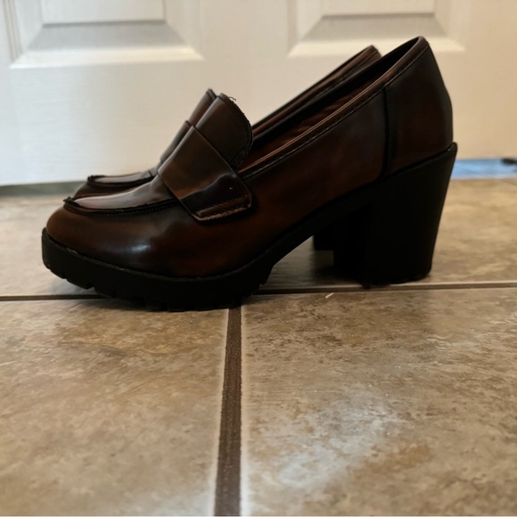 BAMBOO Loafers - Picture 4 of 5